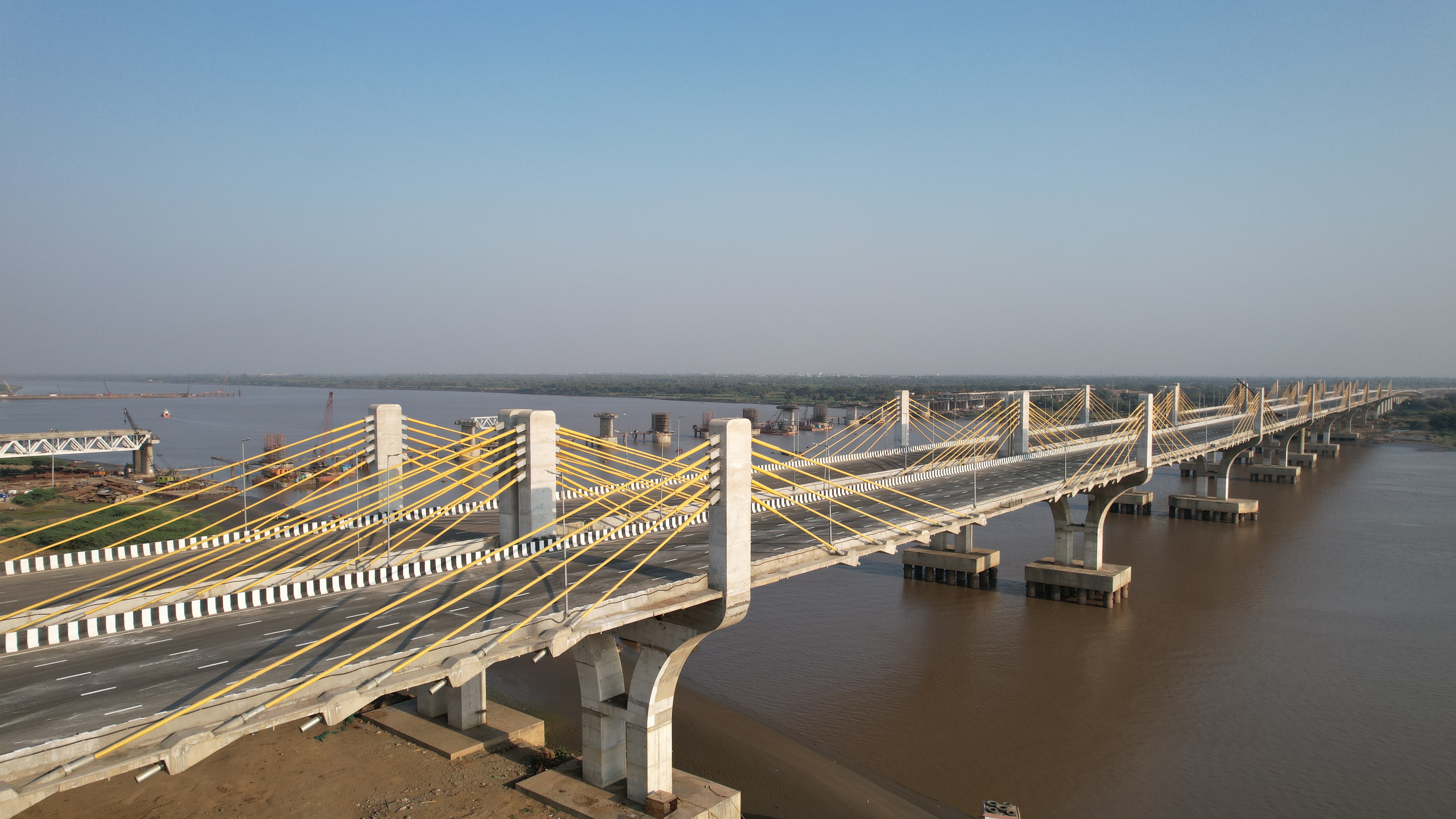 India’s First 8 Lane Extra Dosed Cable Stayed Bridge Built in 33 Months